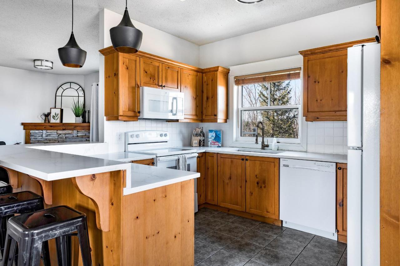 Beautiful & Bright 3 Bed Townhome Near Village Blue Mountains Exterior foto